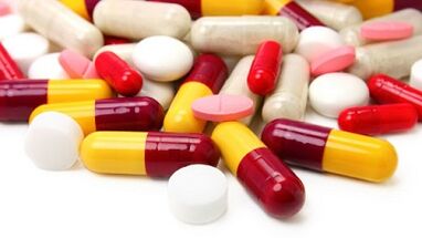 Trattamento di piccole vene varicose pelviche con farmaci